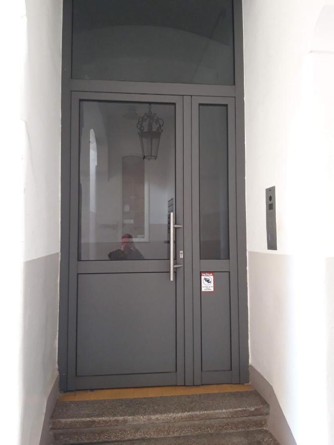 Studio B Zagreb Buitenkant foto